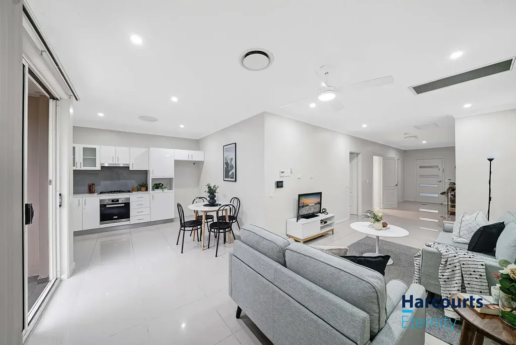 6/217 Targo Road, Girraween, NSW 2145