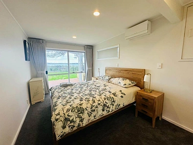 Cosy unit with sea view