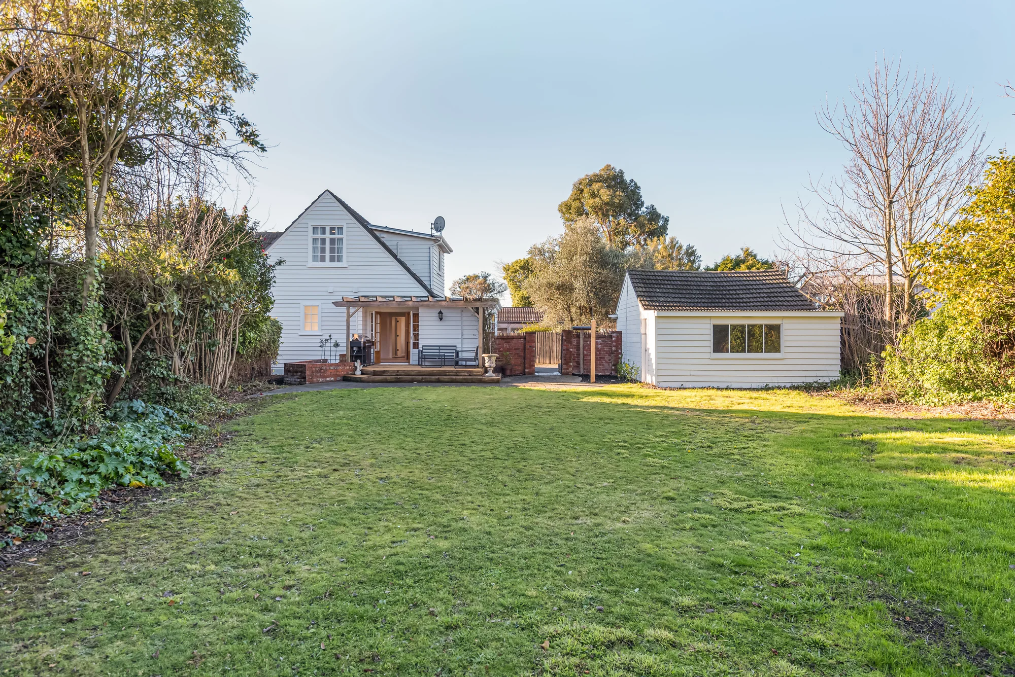 Bishopdale 4房  Character family home on 997sqm.