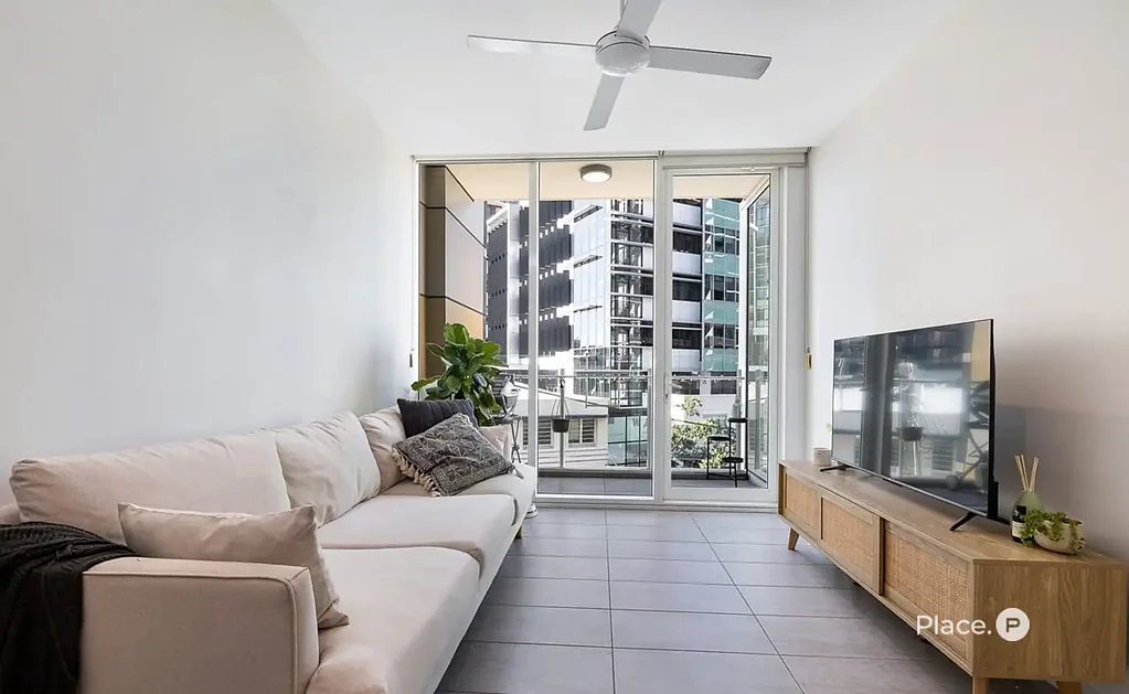 Fortitude Valley 1Phòng ngủ Designer One-Bedroom + Office Apartment Moments from James Street and Gasworks Precincts