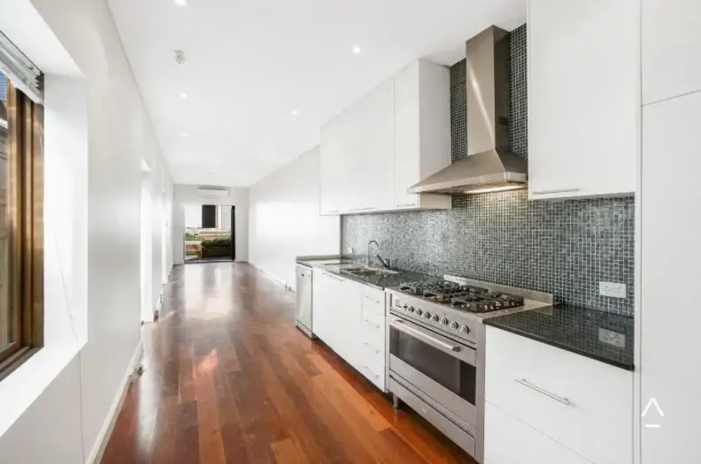 Spacious Two Bedroom House with LUG and RLA