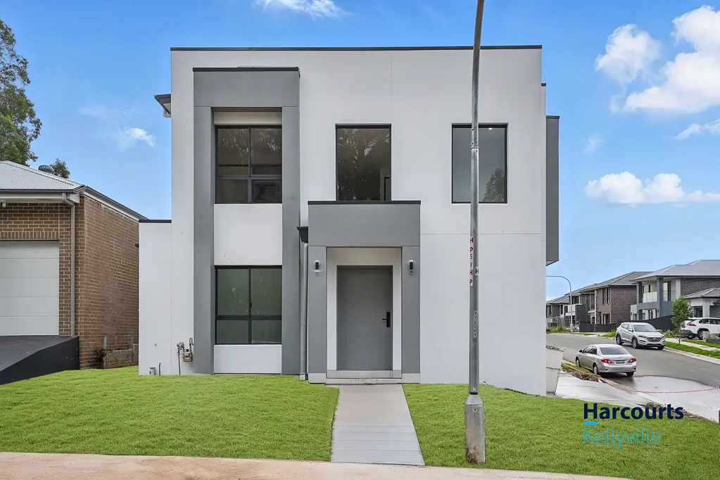 BEAUTIFULLY DESIGNED BRAND NEW HOME!