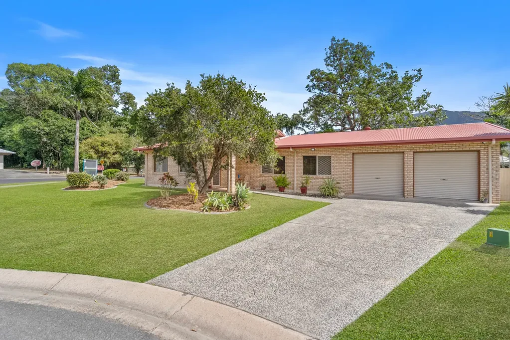 40 Dungarvan Drive, Brinsmead, QLD 4870