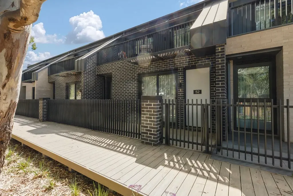 Keysborough 3 Bedroom Brand New 3 Bedroom Townhouse - Ready to move in