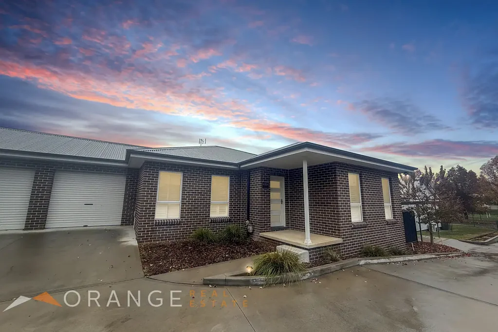 Orange 3房  Modern Comfort & Convenience in a Prime Location