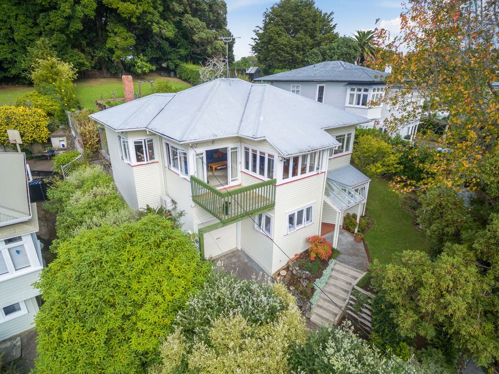 3 Budock Road, Hillsborough, Auckland, 4 Kuwarto, 0 Banyo