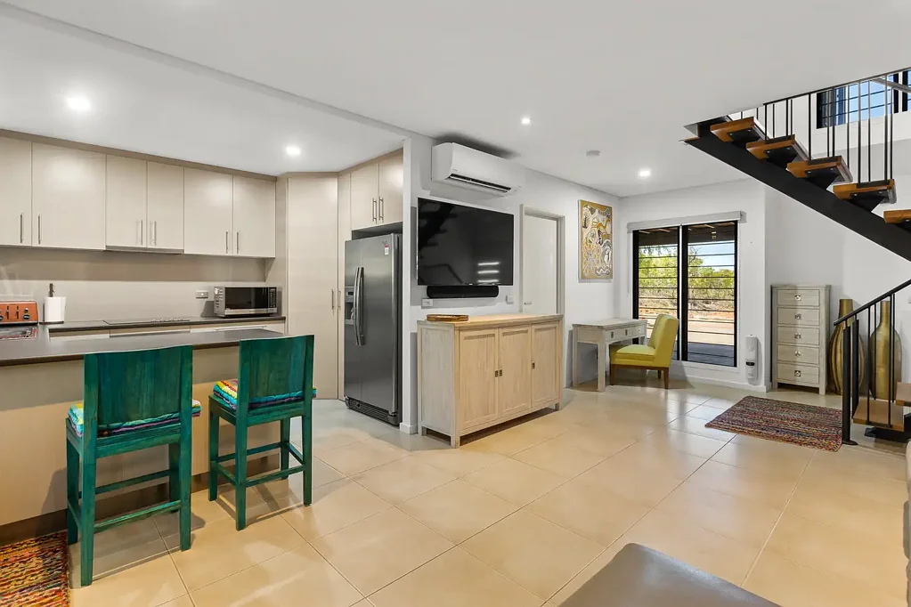 Fully Furnished Coastal Retreat Opposite Cable Beach