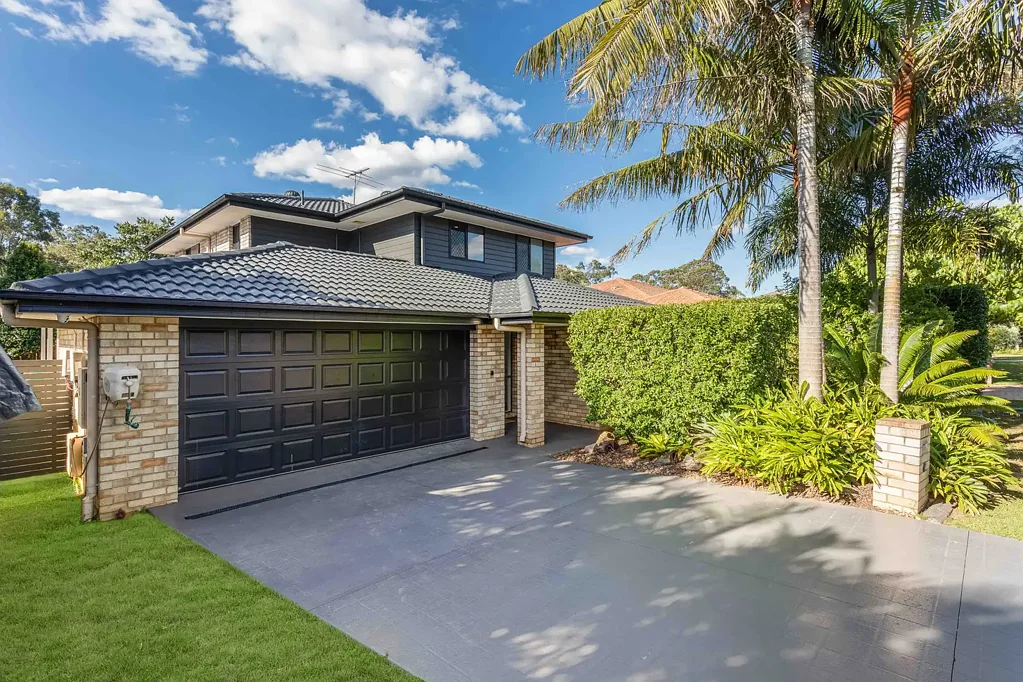 Kallangur 4 Bedroom Immaculate Family Home with Modern Updates in Prime Location !