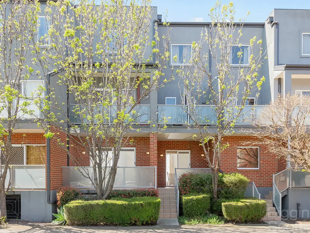 5/2 Newmarket Way, Flemington, VIC 3031
