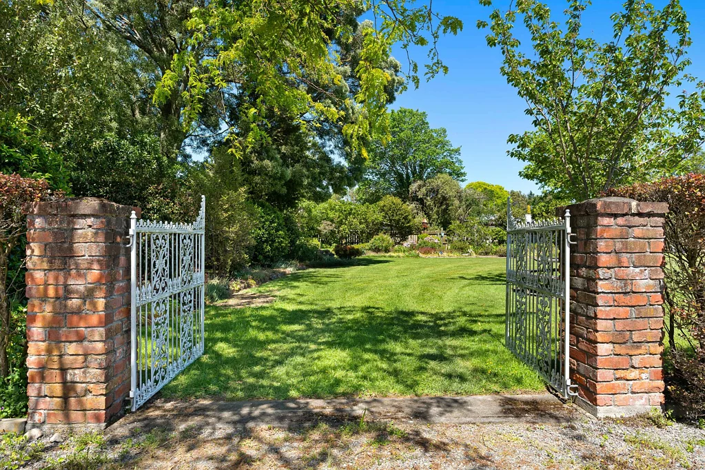Carterton 4房  Hidden Gem - Space, Privacy & Pure Charm