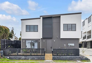 24 A-I Great South Road, Manurewa, Manukau City