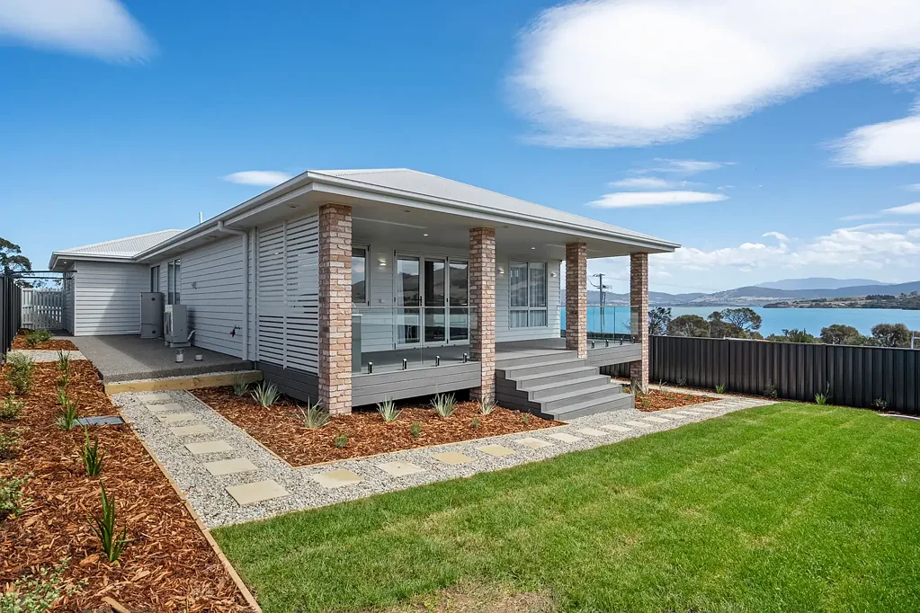 3 Oakmont Road, Midway Point, TAS 7171