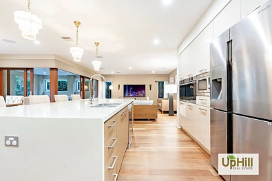 24 Deoro Parade, Clyde North, VIC 3978, 5 slaapkamers, 2 badkamers, House