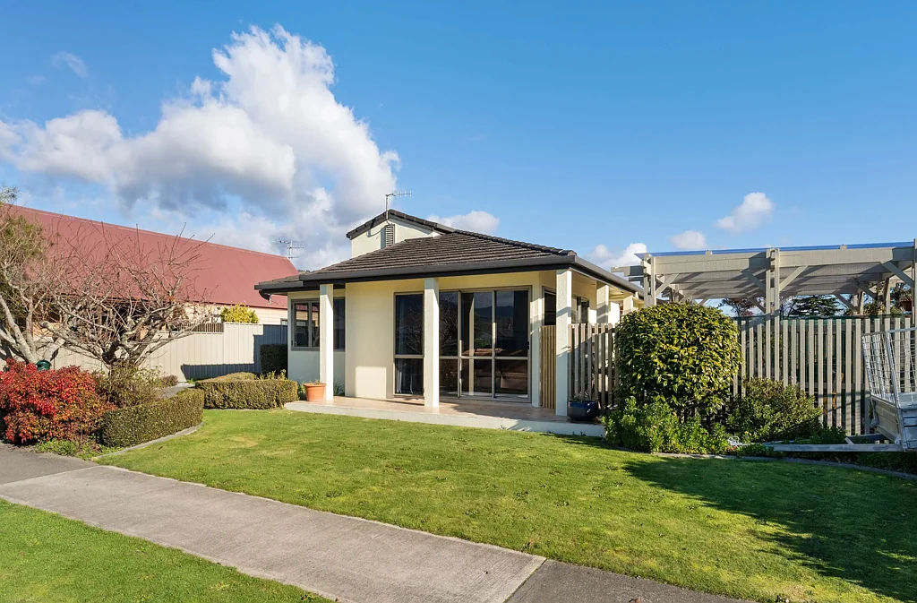Richmond 2房  Owners Seeking Immediate Sale