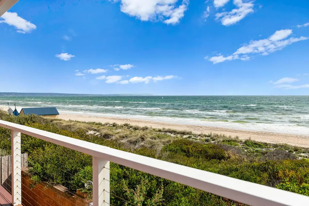 Chelsea 3 Slaapkamer Unmatched Bay Views in a Premium Chelsea Pocket