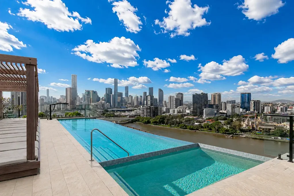 Milton 2房 AMBROSE – 极致行政生活 AMBROSE – EXECUTIVE LIVING AT ITS FINEST