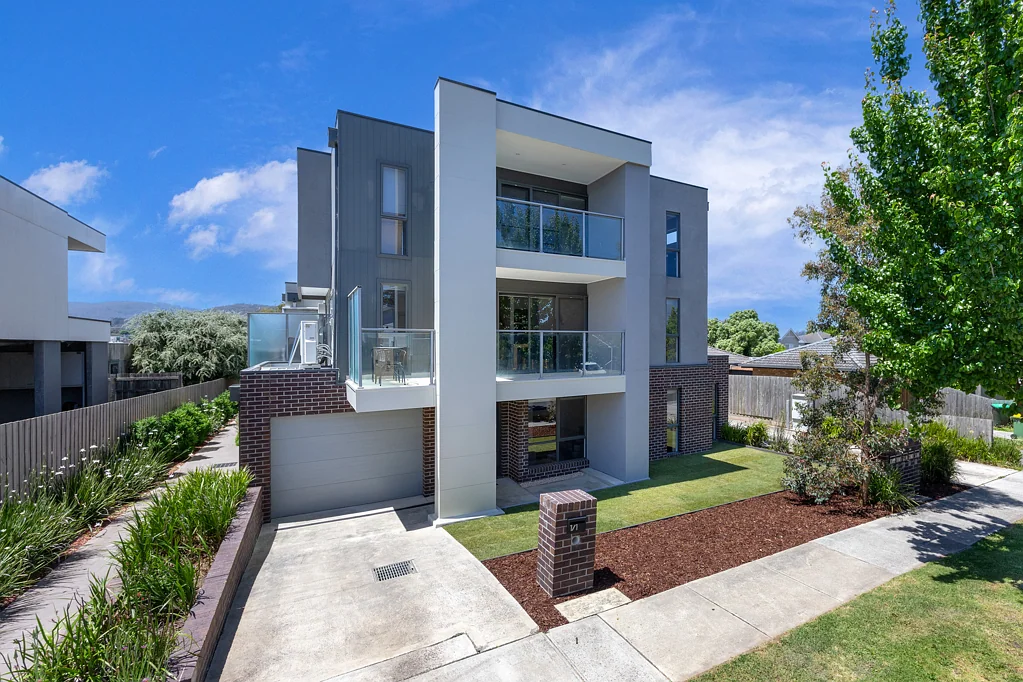 1/1 Tulip Crescent, Boronia, VIC 3155