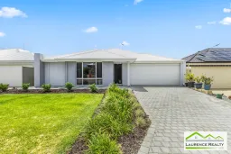 12 Debelle Way, Clarkson