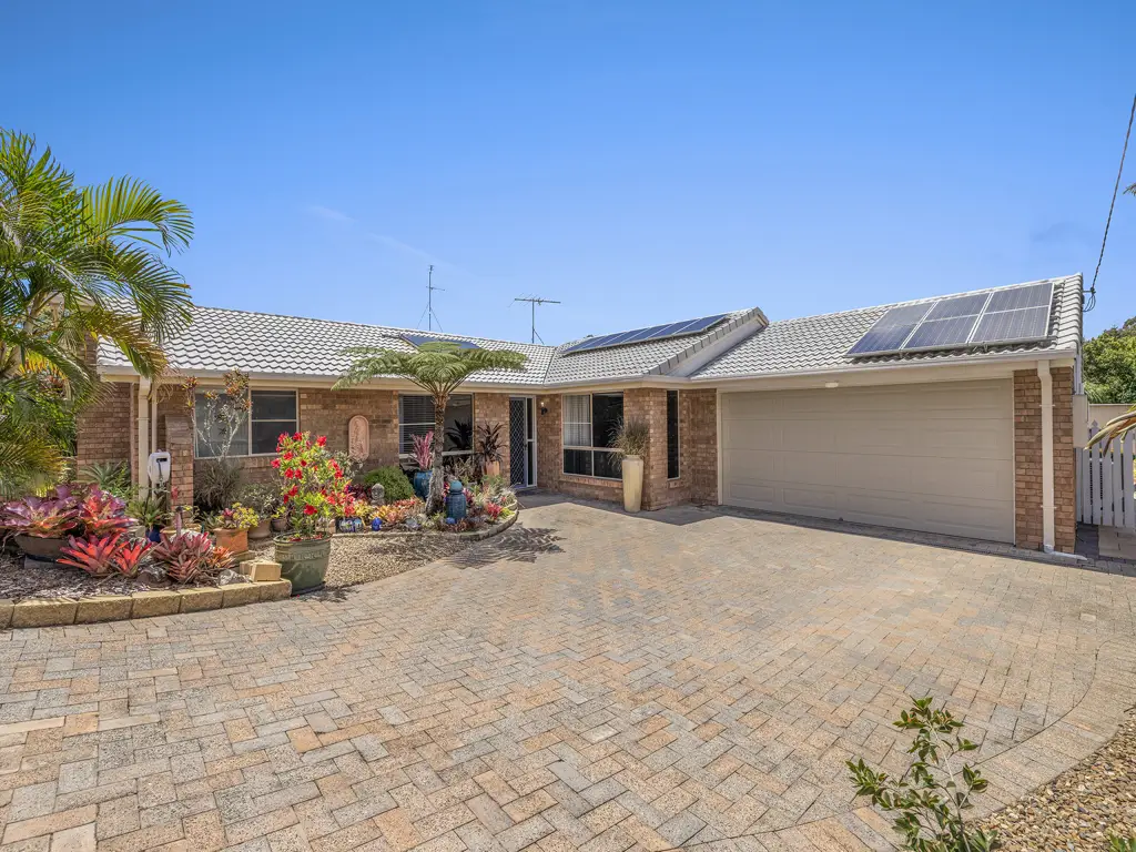 Aroona 3Kwarto BEAUTFULLY RENOVATED FAMILY HOME READY FOR NEW FAMILY TO LOVE