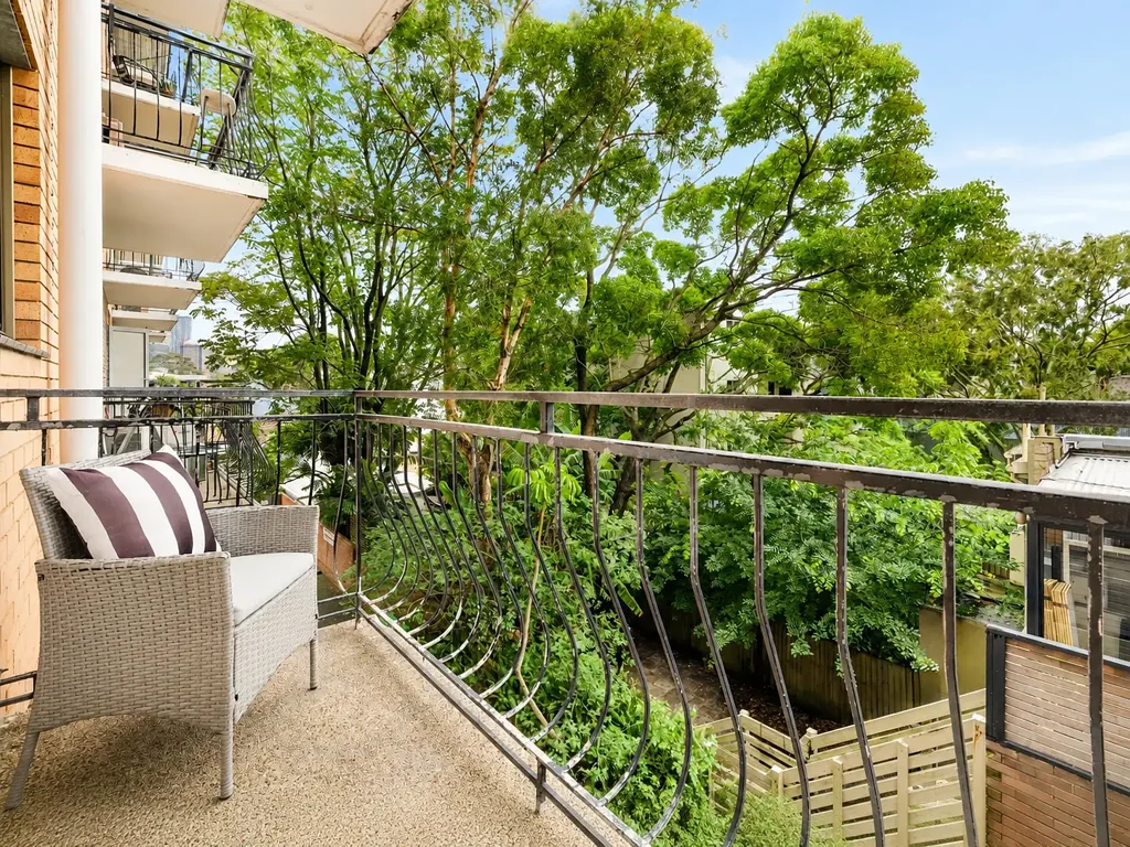 Peaceful One-Bedroom Apartment in the Heart of Redfern