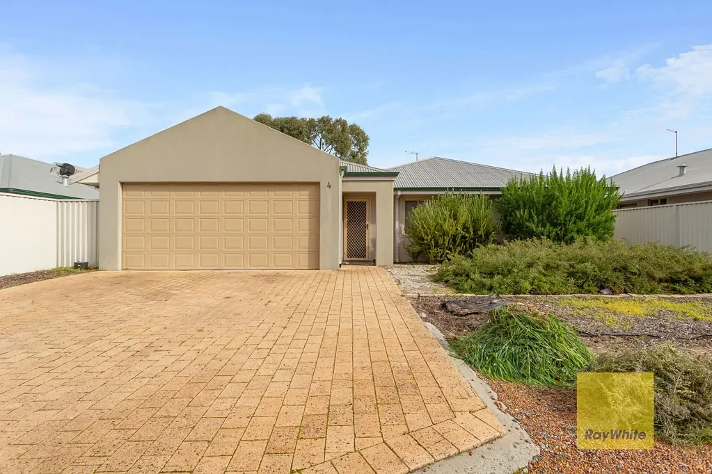 Middle Swan 3Kwarto Comfortable, Convenient & Low-Maintenance Living