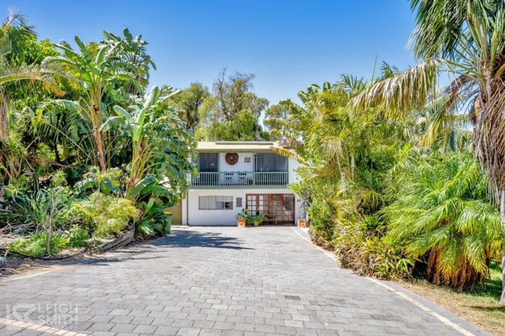 Dawesville 3कमरा Enchanting Escape Offering Views, Space & Serenity