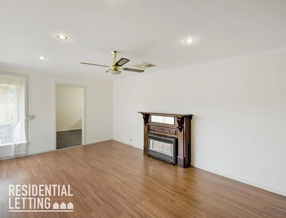 4 Wattle Street, Morphett Vale, Southern Adelaide, 3 ห้องนอน, 1 ห้องน้ำ, House