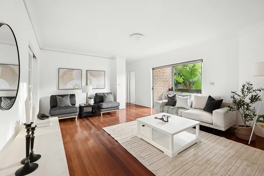 Summer Hill 3ਬੈੱਡਰੂਮ Spacious Three Bedroom Apartment In Prized Setting