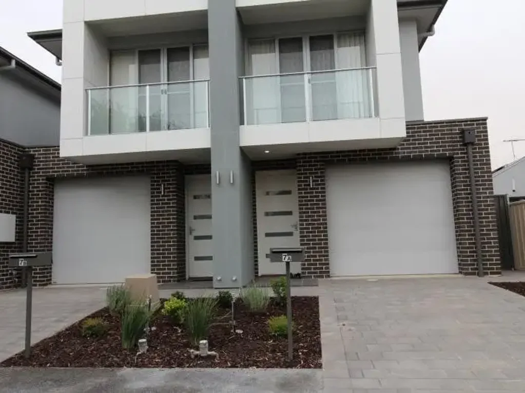 SPACIOUS TOWNHOUSE