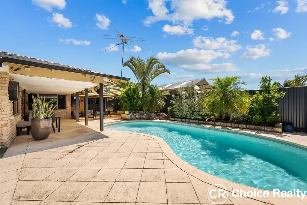 1 Orrock Court, Leeming, WA 6149