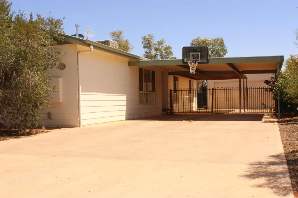 4 Pogona Court, Roxby Downs, SA 5725