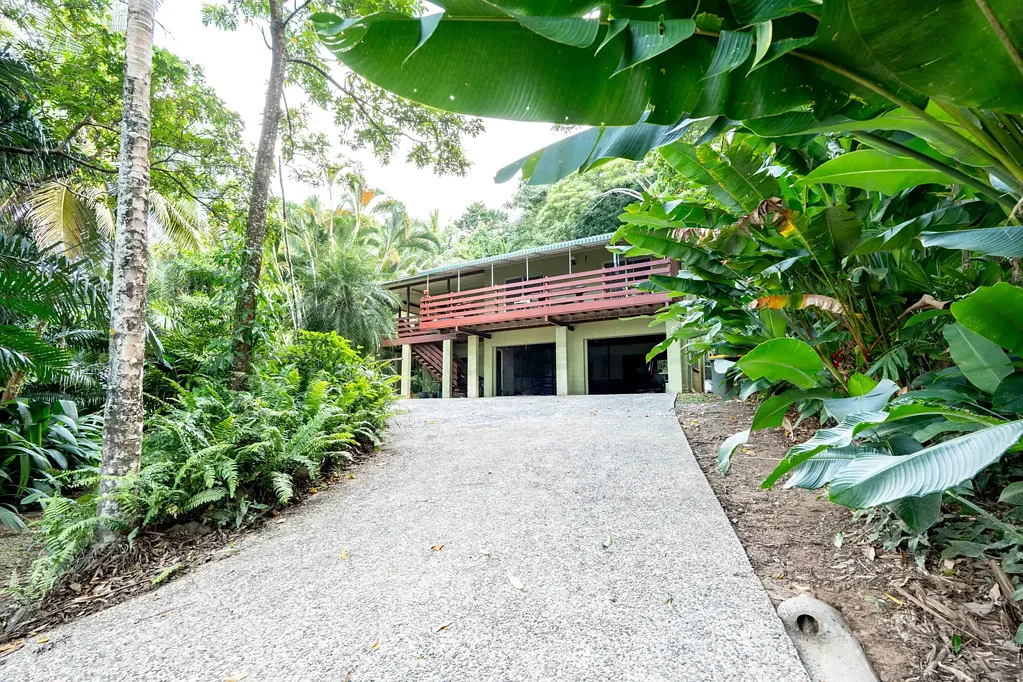 54 Cutten Street, Bingil Bay, QLD 4852
