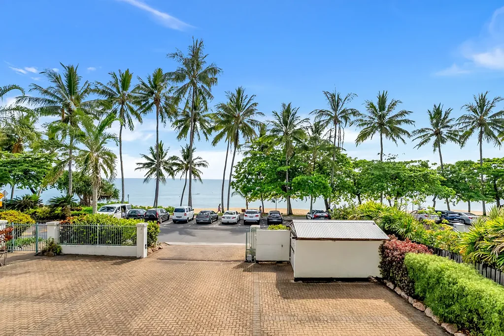 1/39-43 Vasey Esplanade, Trinity Beach, QLD 4879