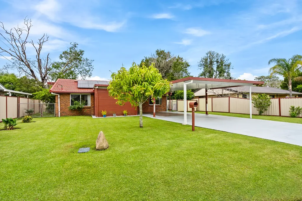 8 Baradine Street, Mount Warren Park, QLD 4207