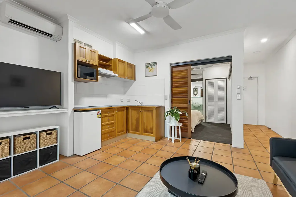 Port Douglas 1房  VENDOR WANTS OFFERS!