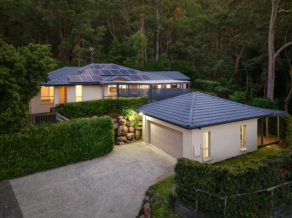 Oxenford 3침실 Stylish, Spacious & Wonderfully Private