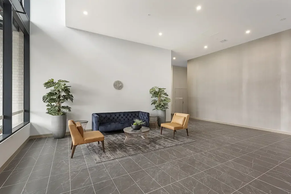 NBH at Lachlan's Line – Oversized two bedroom with views