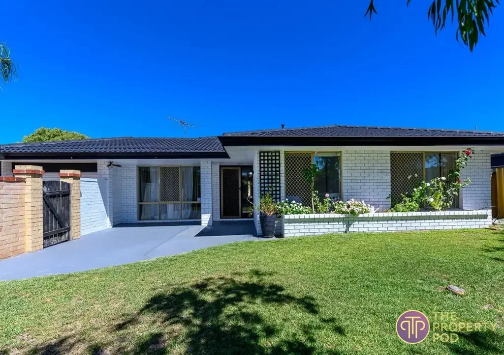 Stunning Family Home in Cooloongup!