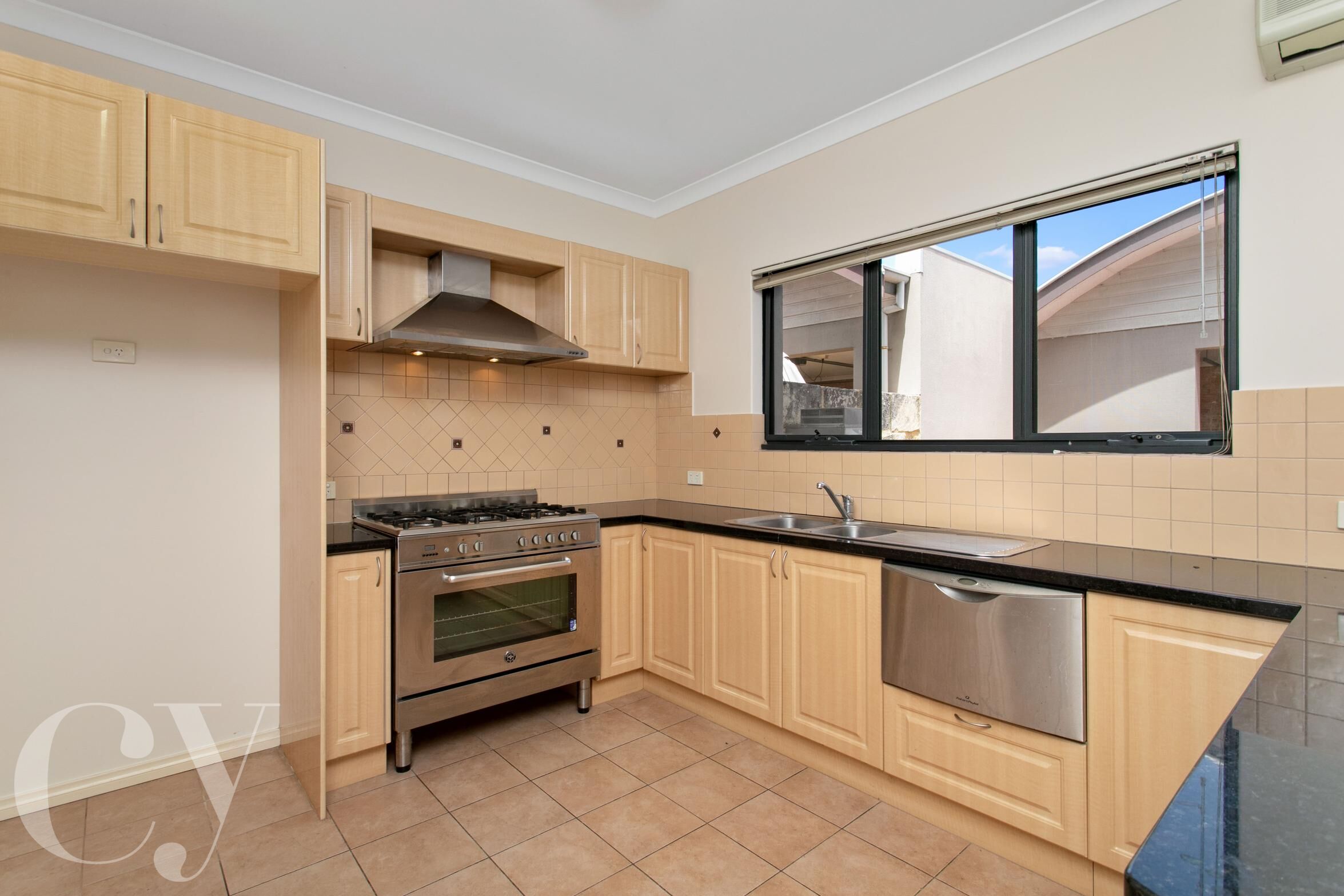 UNIT 3 197 HAMPTON RD, SOUTH FREMANTLE WA 6162, 0 ห้องนอน, 0 ห้องน้ำ, Townhouse