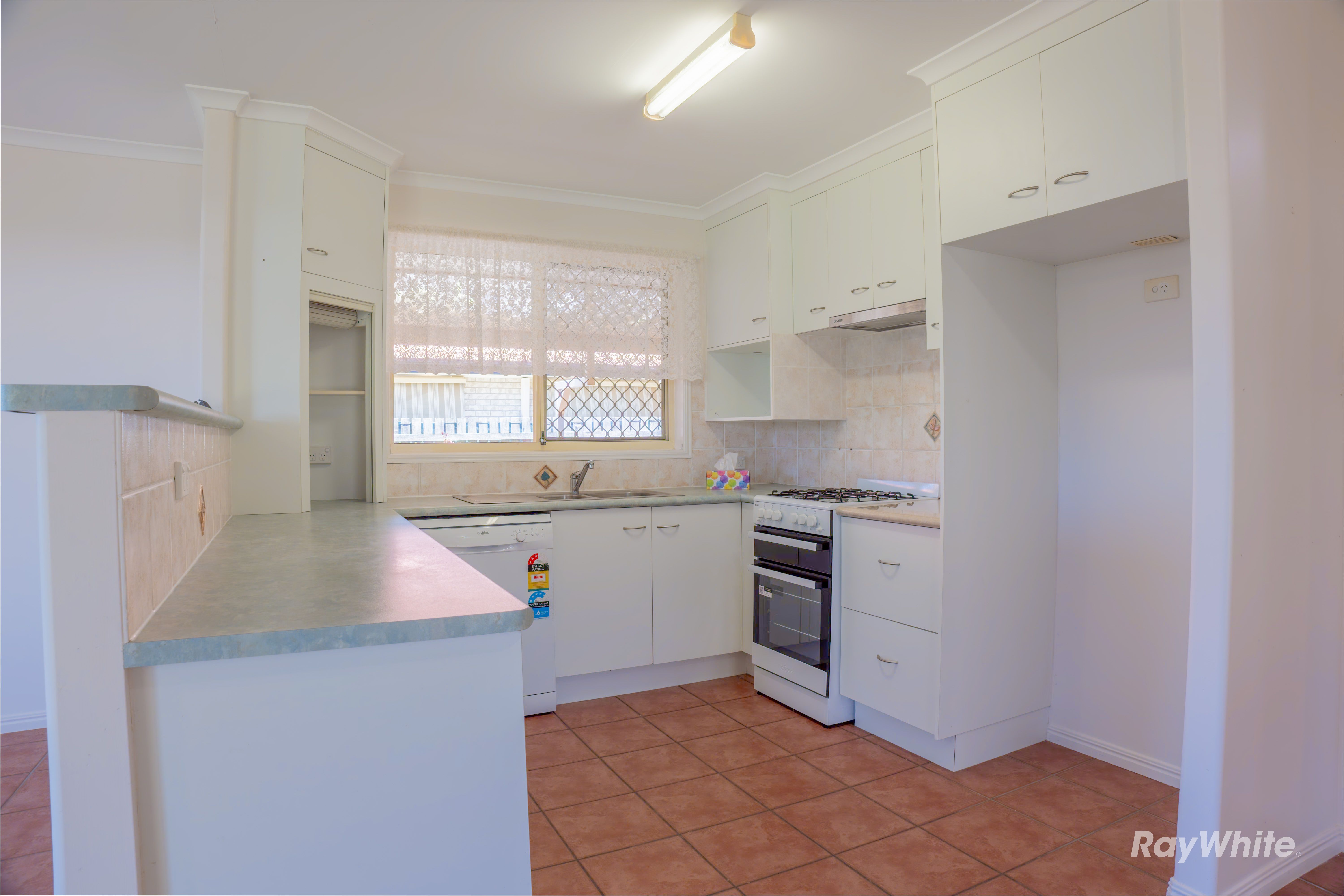 44 DAVIDSON ST, BARGARA QLD 4670, 0 chambres, 0 salles de bain, House