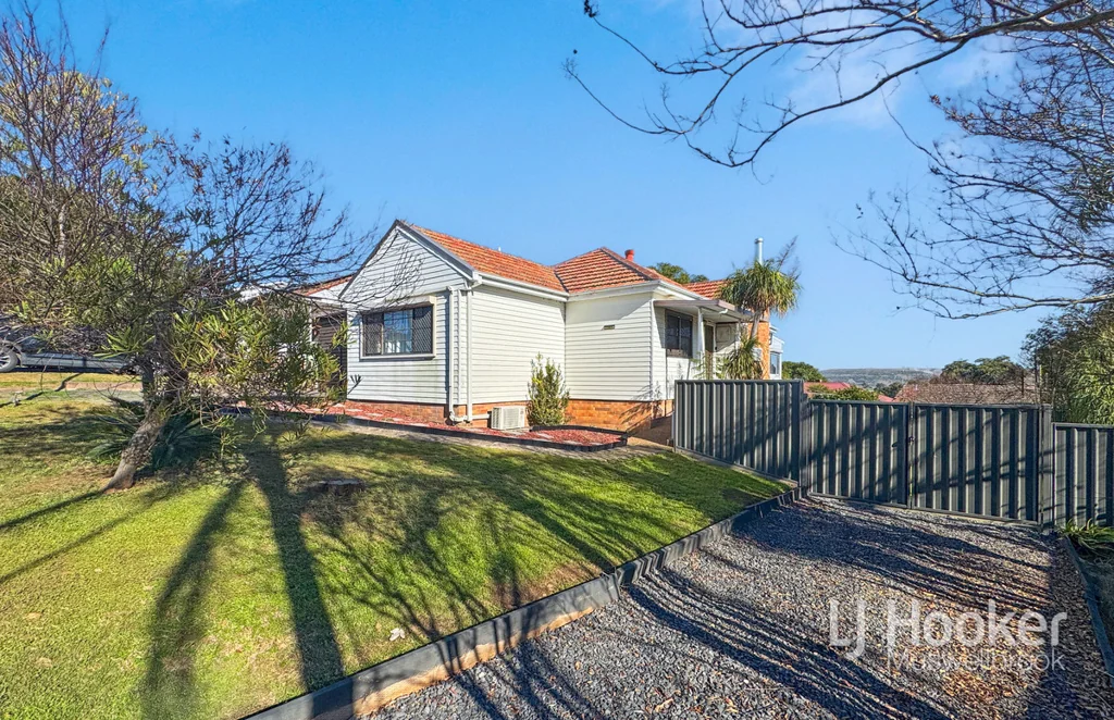 Charming & Renovated Family Home in Prime Muswellbrook Location