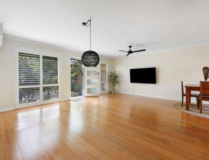 11/172 Barrier Reef Drive, Mermaid Waters, QLD 4218, 1 Bedrooms, 1 Bathrooms, Townhouse