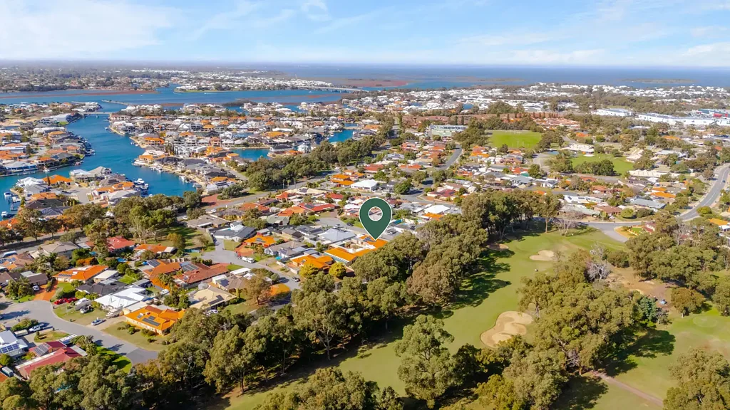 34 Leyburn Drive, Halls Head, WA 6210