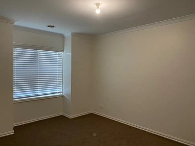 33 Retford Close, Werribee, VIC 3030, 3 Bedrooms, 2 Bathrooms, House