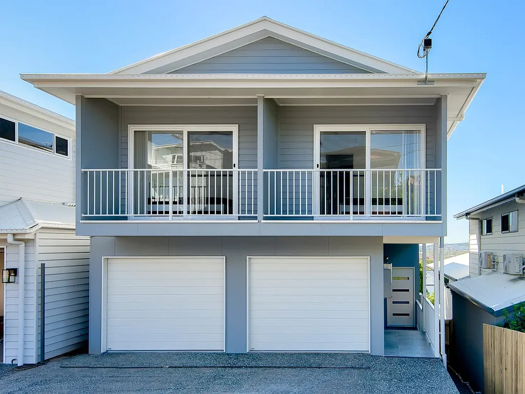 MODERN, FULLY FURNISHED STUDIO WITH BILLS INCLUDED*