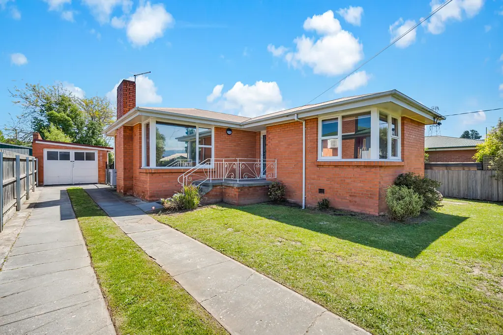 12 Chestnut Road, Youngtown, TAS 7249