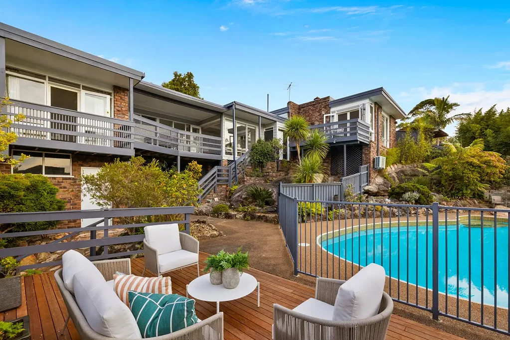 15 Karalta Crescent, Belrose, NSW 2085