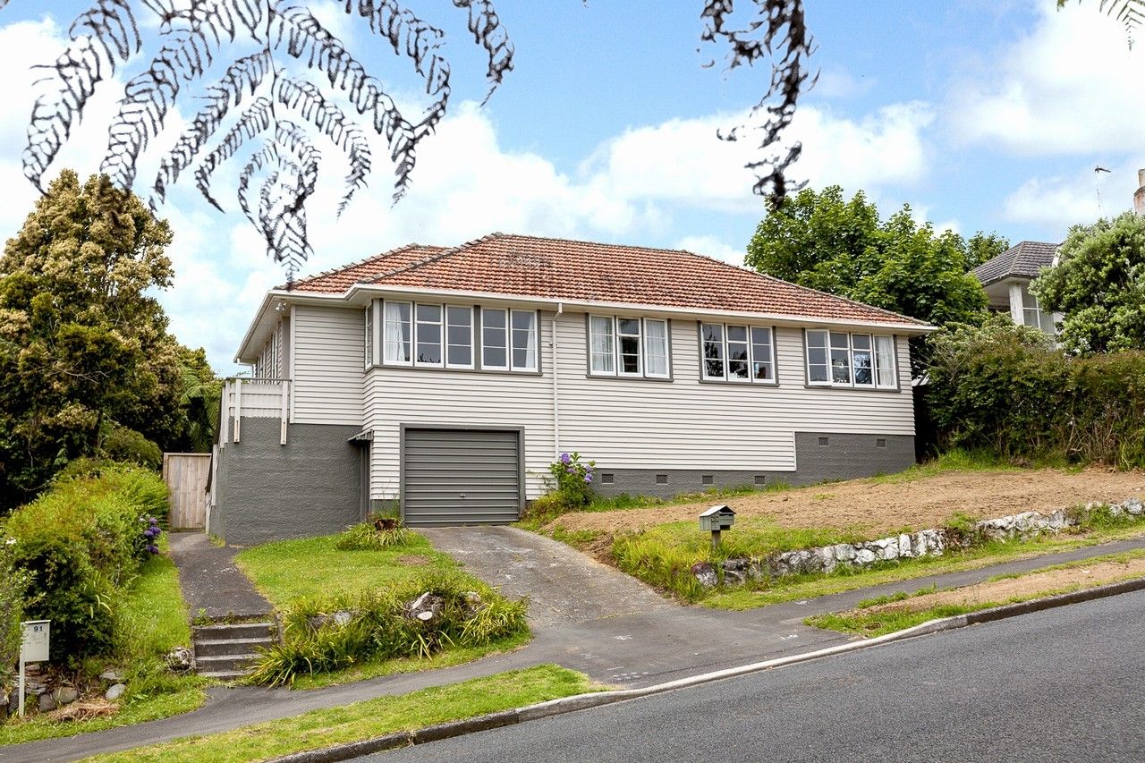 93 Glenpark Avenue, Frankleigh Park, New Plymouth, 5 Schlafzimmer, 1 Badezimmer