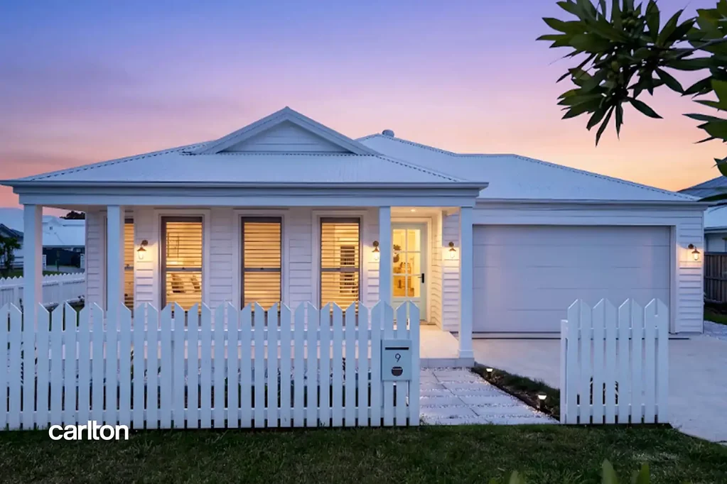 Balaclava 4房  Why buy into a retirement village when you can be your own master and own your destiny on this easy to maintain, fully landscaped property