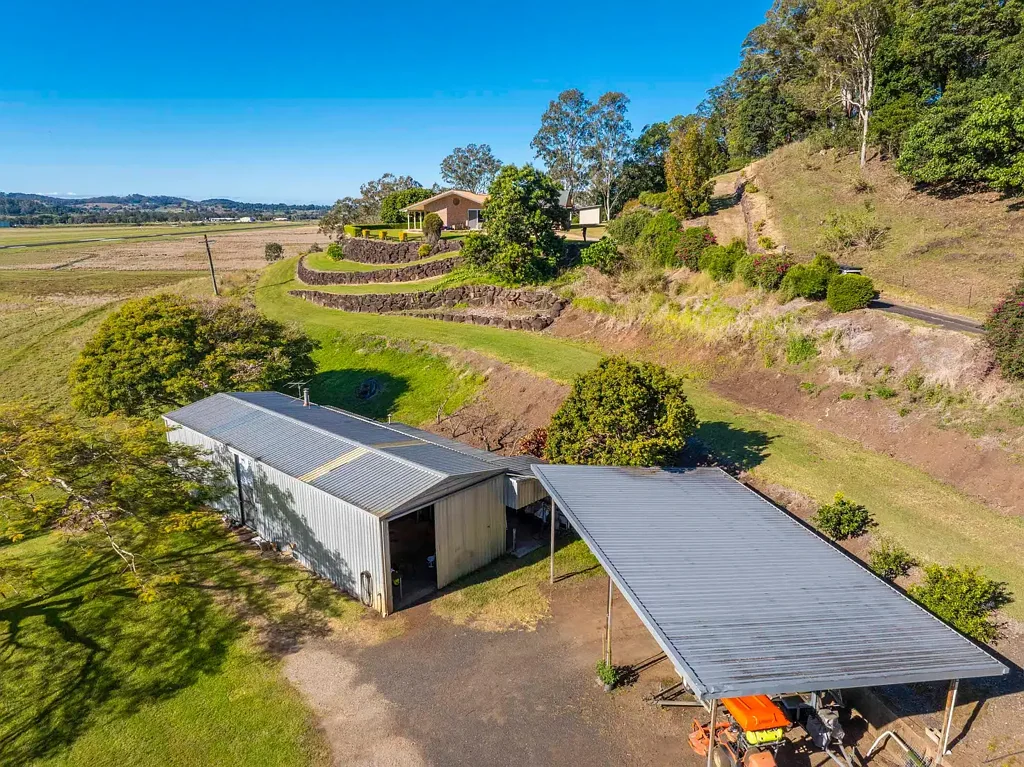 South Lismore 4房  Motivated Vendor - Flood-Free, Panoramic Views and Endless Potential on 37 Acres